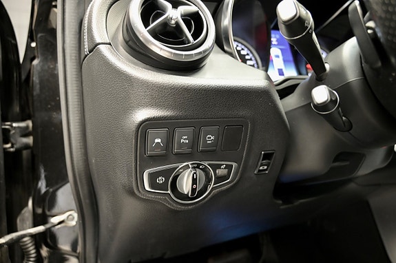 Mercedes-Benz X350 d 17 of 23