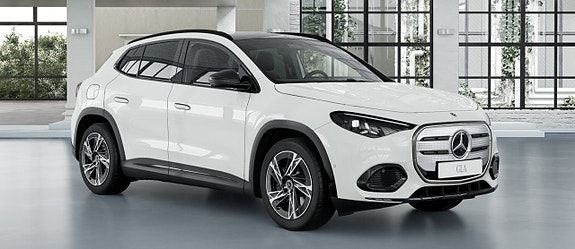 Mercedes-Benz GLA250 2 of 8