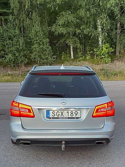 Mercedes-Benz E200 5 of 15