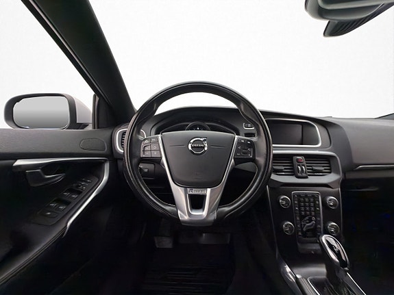 Volvo V40 14 of 30