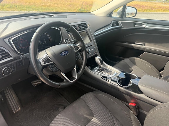 Ford Mondeo 12 of 18