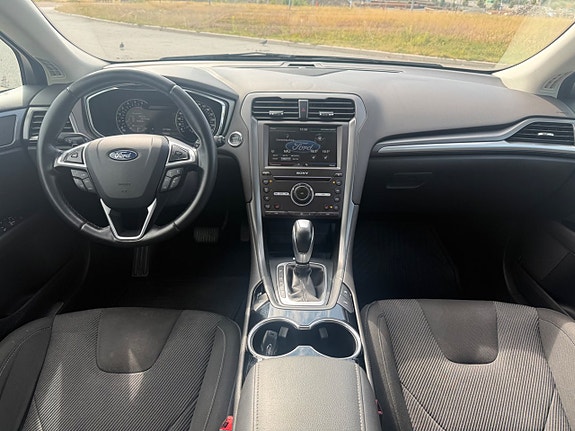 Ford Mondeo 11 of 18