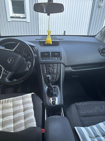 Opel Meriva 4 of 5
