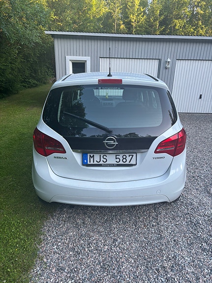 Opel Meriva 2 of 5