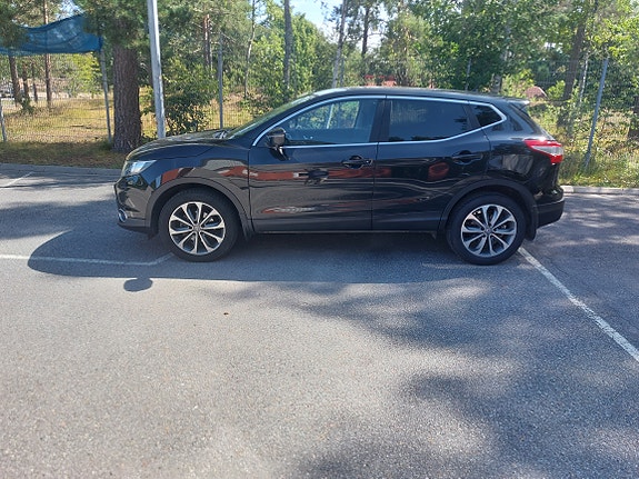 Nissan Qashqai 2 of 8