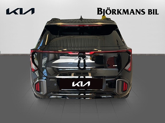 Kia Seltos 5 of 17