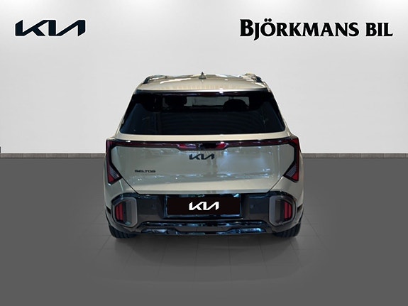 Kia Seltos 5 of 18
