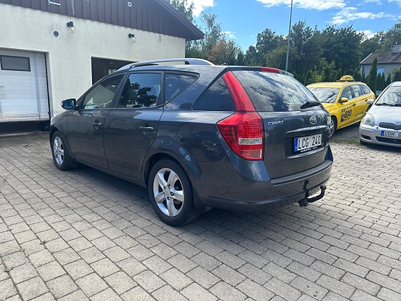Kia Ceed 4 of 13