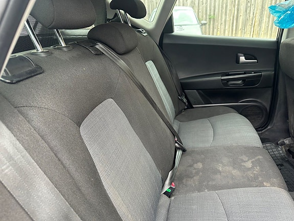 Kia Ceed 9 of 12