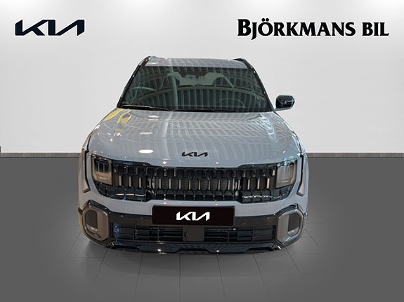 Kia Seltos 2 of 18
