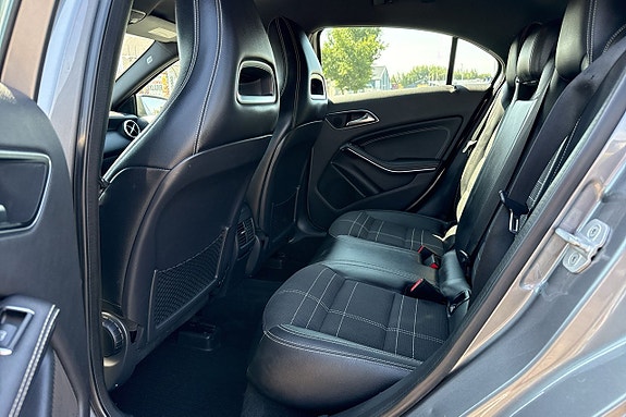 Mercedes-Benz A220 14 of 20