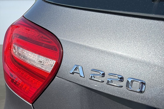 Mercedes-Benz A220 11 of 20