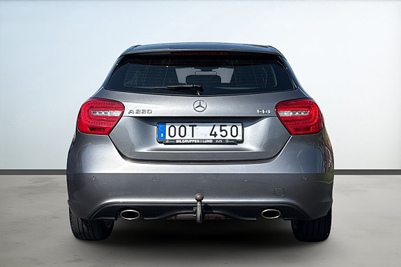 Mercedes-Benz A220 4 of 20
