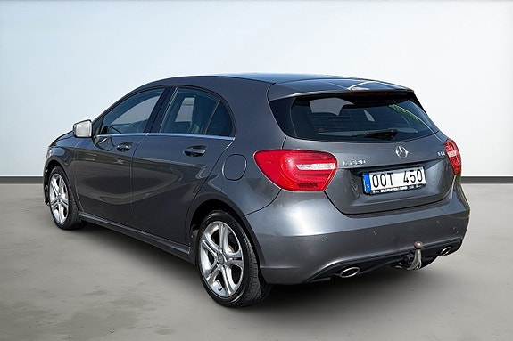 Mercedes-Benz A220 3 of 20