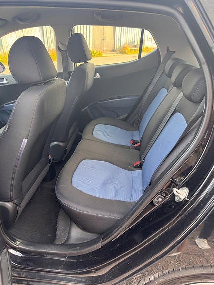 Hyundai i10 11 of 15