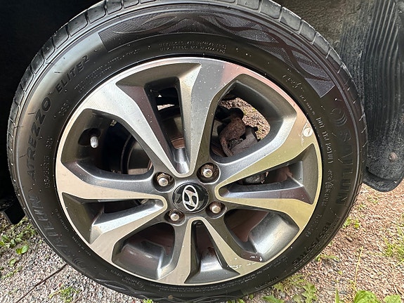 Hyundai i10 14 of 15