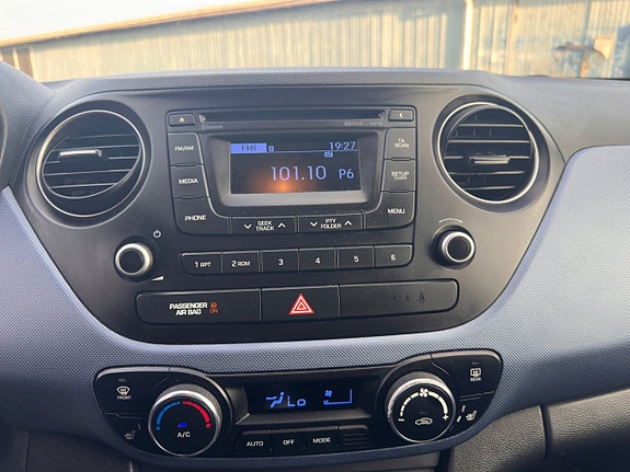 Hyundai i10 13 of 15