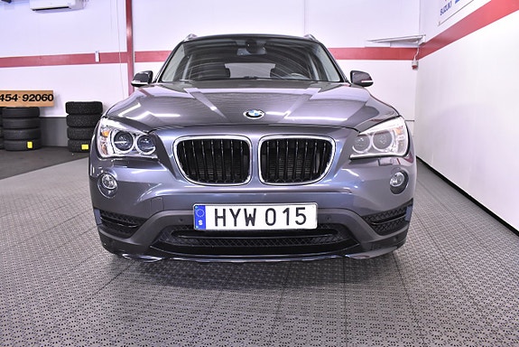 BMW X1 3 of 19