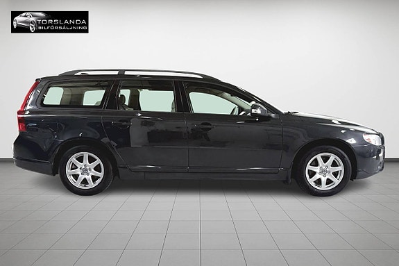 Volvo V70 4 of 13