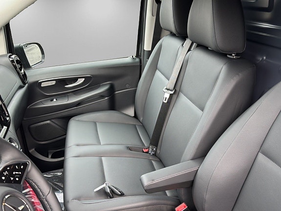 Mercedes-Benz Vito 119 9 of 14