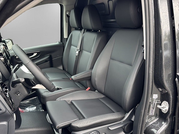 Mercedes-Benz Vito 119 8 of 14
