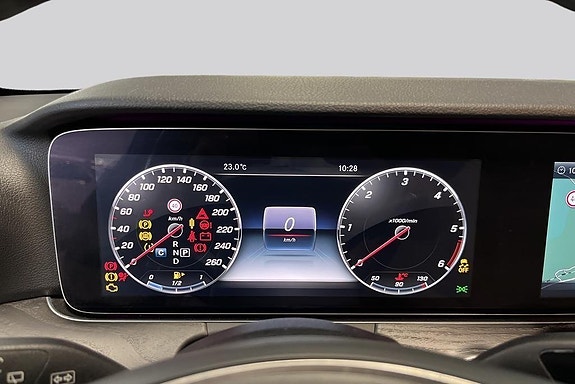 Mercedes-Benz E350 d 10 of 14