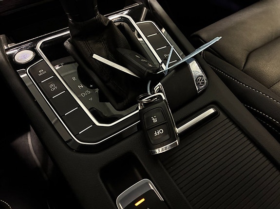 Volkswagen Passat Alltrack 24 of 24