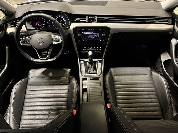 Volkswagen Passat Alltrack 15 of 24