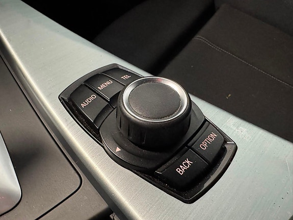 BMW 320d 18 of 25