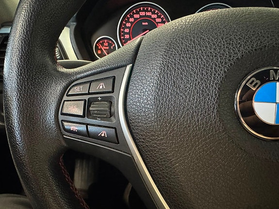 BMW 320d 10 of 25