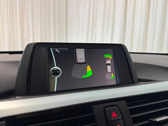 BMW 320d 13 of 25