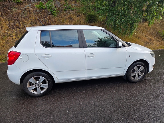 Skoda Fabia 3 of 5
