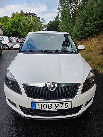 Skoda Fabia 2 of 5