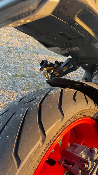 Yamaha MT-09 3 of 6