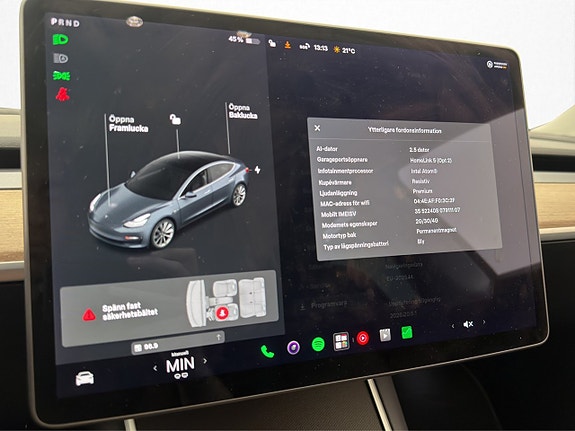 Tesla Model 3 24 of 30