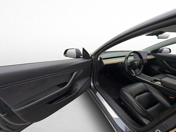 Tesla Model 3 10 of 30