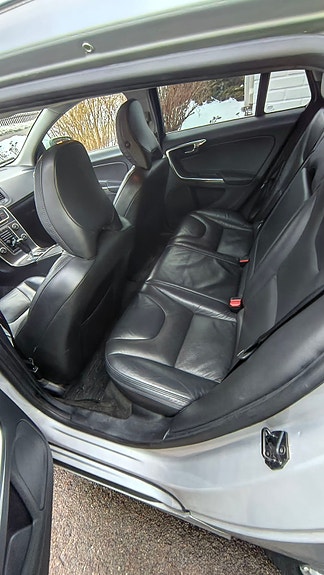 Volvo V60 6 of 7