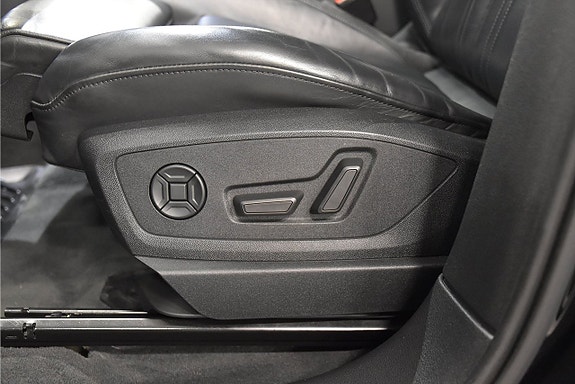 Audi e-tron 17 of 27