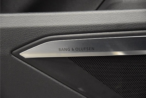 Audi e-tron 23 of 27