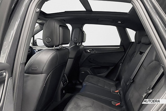 Porsche Macan GTS 14 of 24