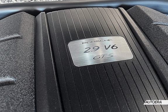 Porsche Macan GTS 24 of 24