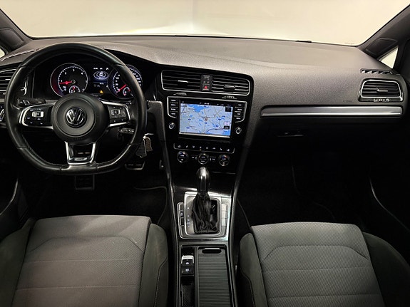 Volkswagen Golf VII 10 of 20