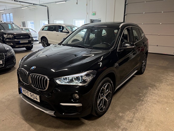 BMW X1 9 of 21