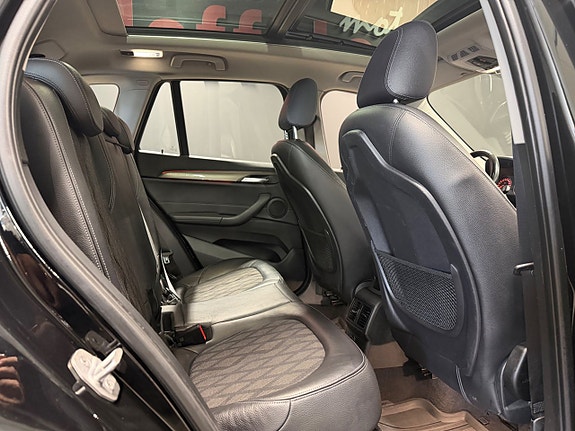 BMW X1 11 of 21