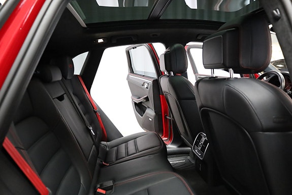 Porsche Macan GTS 15 of 27