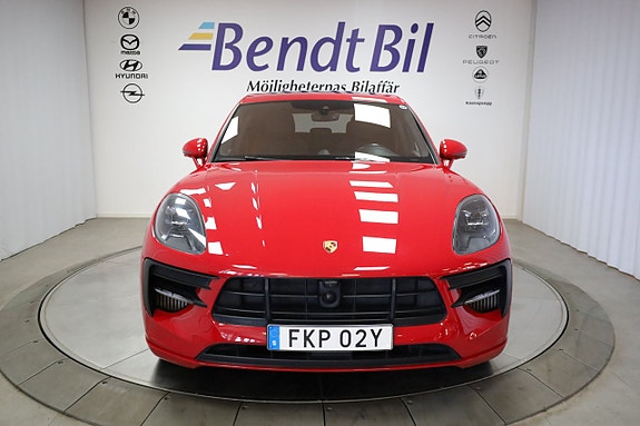 Porsche Macan GTS 2 of 27