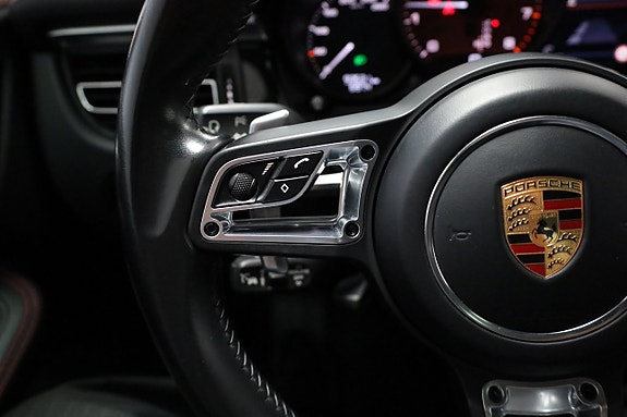 Porsche Macan GTS 19 of 27
