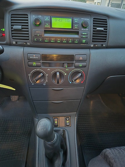 Toyota Corolla 20 of 20