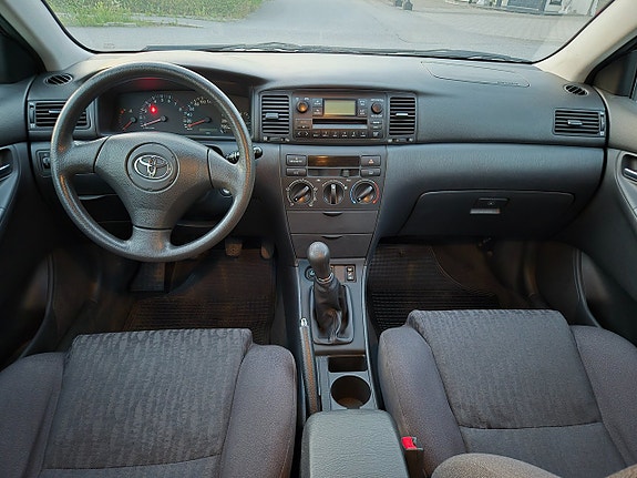 Toyota Corolla 14 of 20
