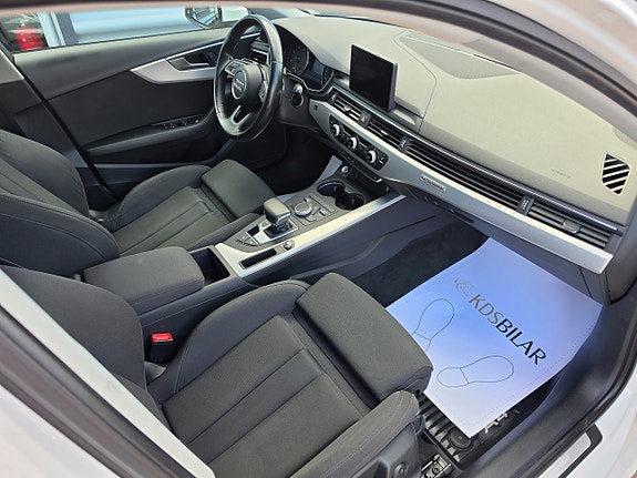 Audi A4 9 of 11
